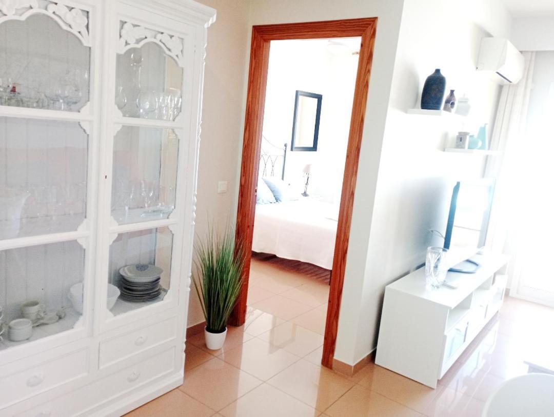 Apartamento Con Vistas En 네르하 외부 사진