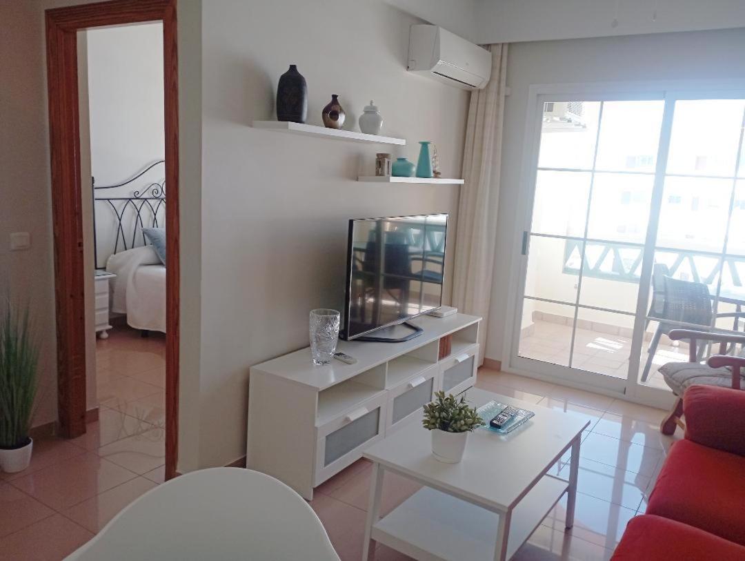Apartamento Con Vistas En 네르하 외부 사진