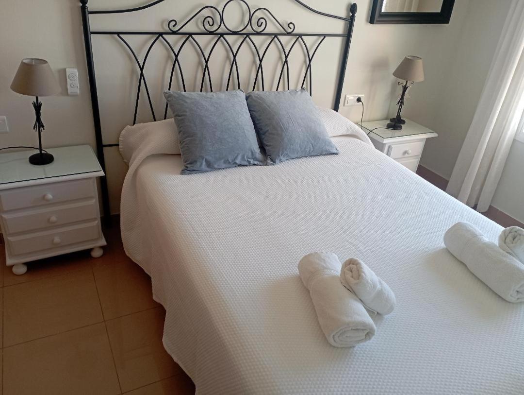 Apartamento Con Vistas En 네르하 외부 사진